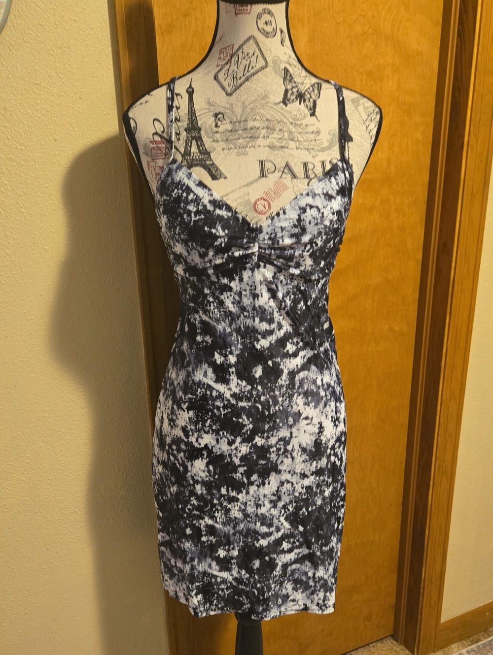 Athleta Printed Zumma Swim Dress Black White UPF 50+ Size XS